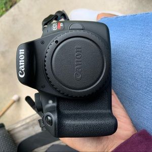 Canon Rebel T5 camera